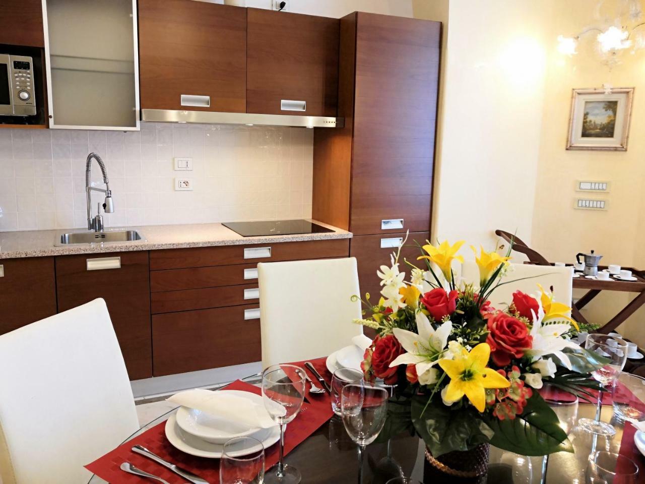 La Villa Di Elena 베르바니아 외부 사진